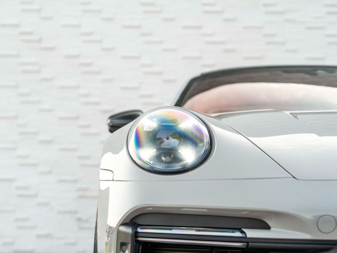 Porsche 911 Turbo S 3.8L (640 HP) Coupe