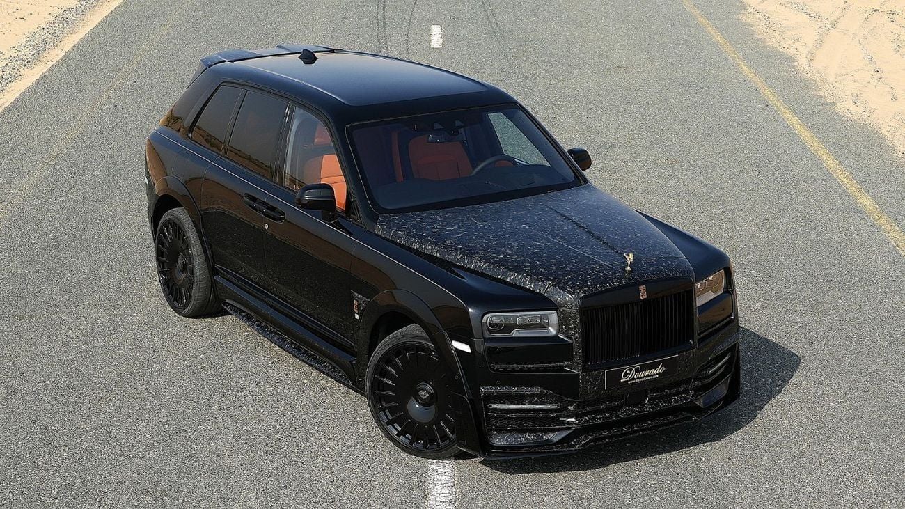 Rolls-Royce Onyx Cullinan | LIMITED OFFER | GOLD SPIRIT OF ECSTASY | NEW | 2024 | 563 HP | 3-YR WARRANTY AND SERVICE