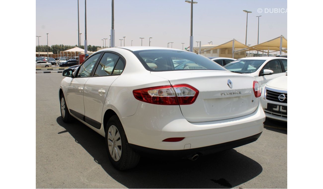 Renault Fluence GCC - ACCIDENTS FREE - CAR IS IN PERFECT CONDITION INSIDE OUT