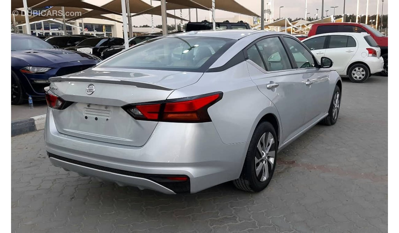 نيسان ألتيما Nissan Altima V4 2.4L model 2020