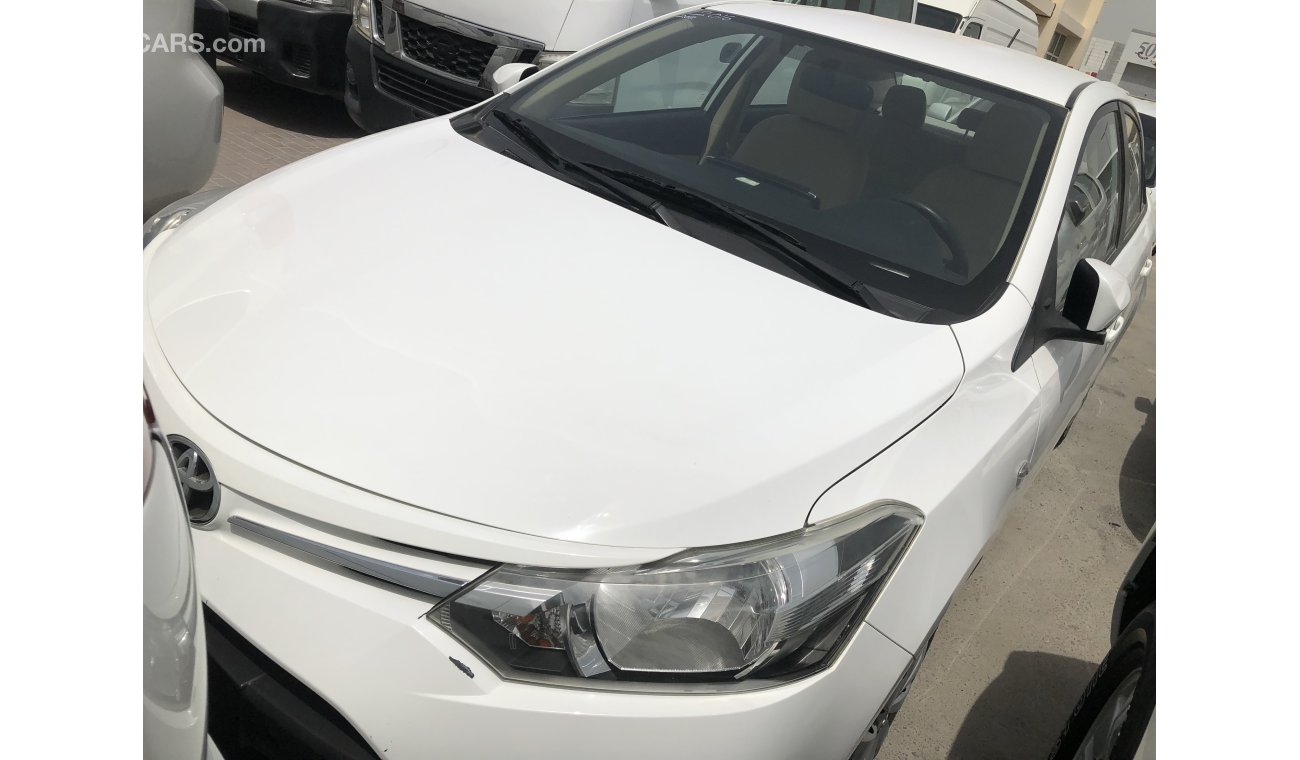 تويوتا يارس Toyota Yaris Sedan,Model:2016.Excellent Condition