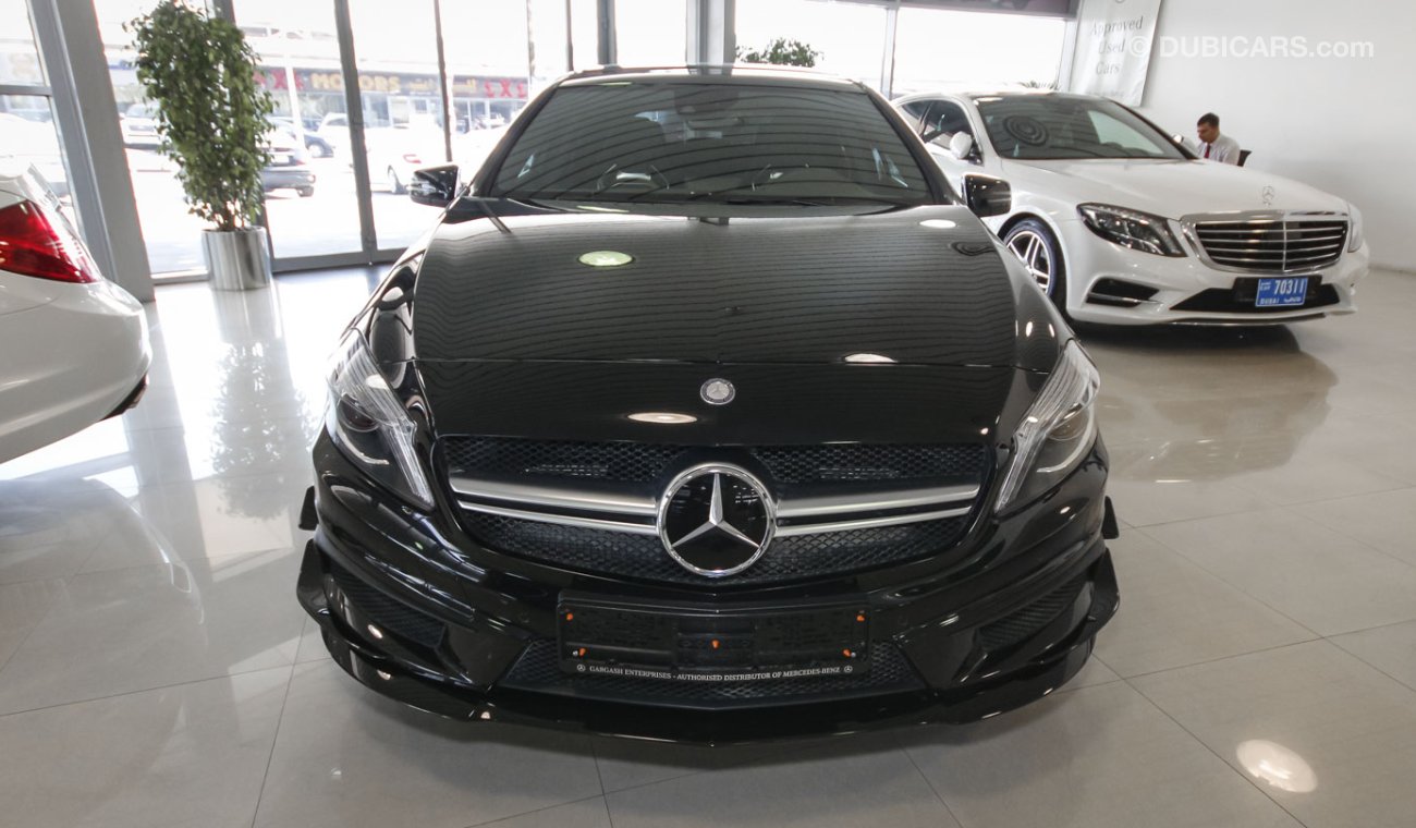 Mercedes-Benz A 45 AMG Edition 1