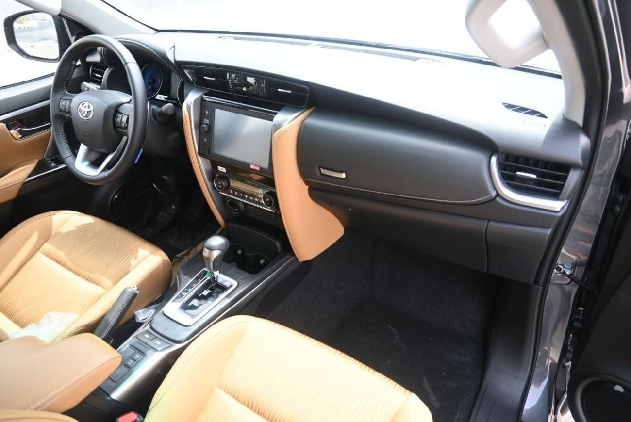 تويوتا فورتونر FORTUNER DIESEL 2.4L 2023 4WD FULL OPTION