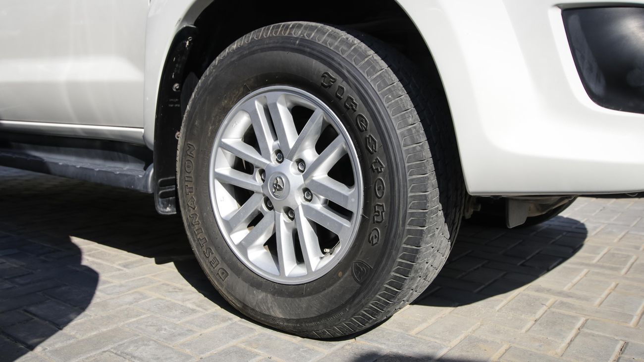 Toyota Fortuner GXR 4.0L V6