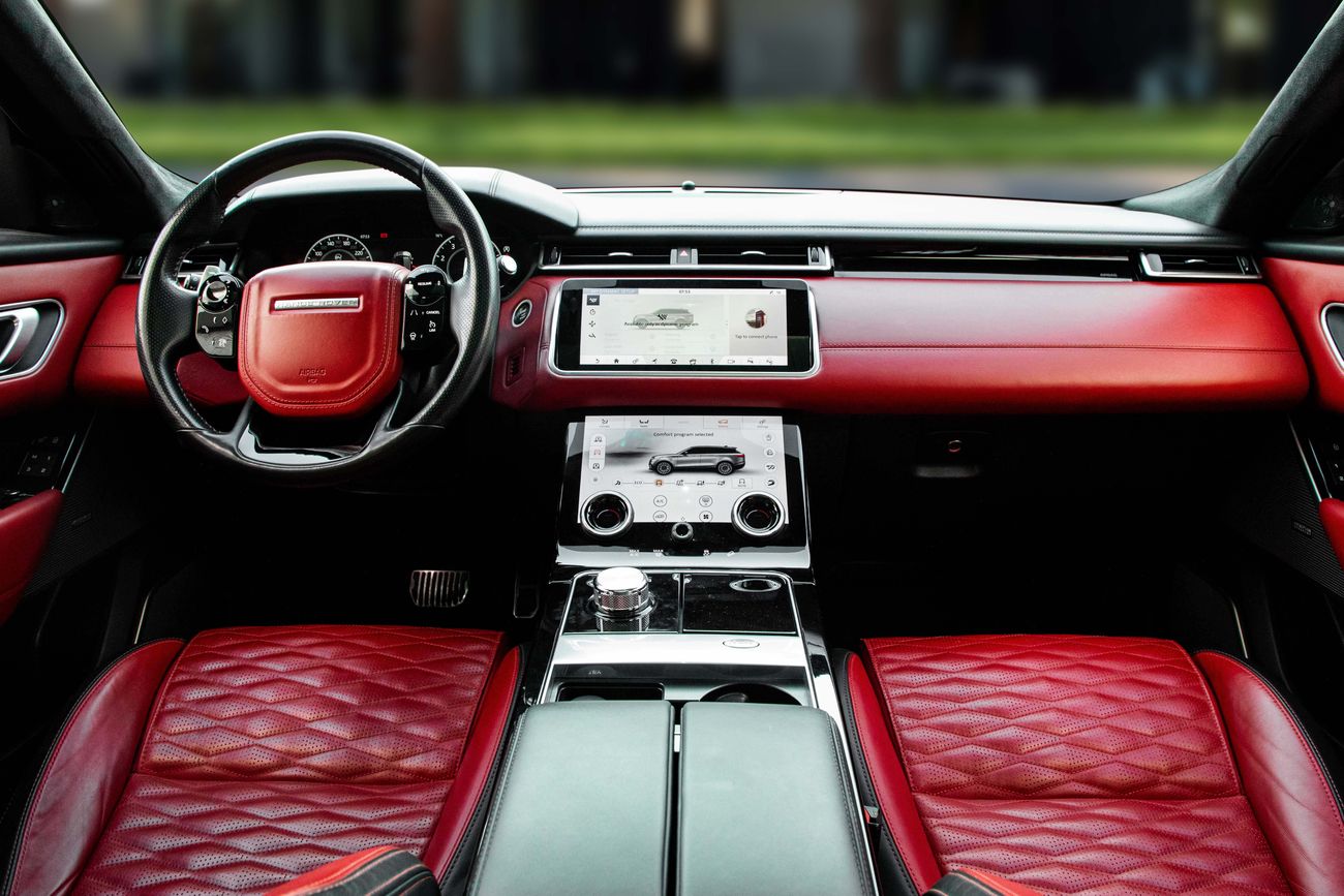 Land Rover Range Rover Velar Range Rover Velar SV Autobiography | 3,917 P.M | 0% Downpayment | Perfect Condition!