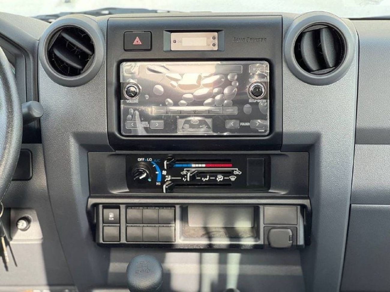 تويوتا لاند كروزر بيك آب LC79 S/C 4.2L DSL M/T // 2024 // STANDERD OPTION // SPECIAL OFFER // BY FORMULA AUTO // FOR EXPORT