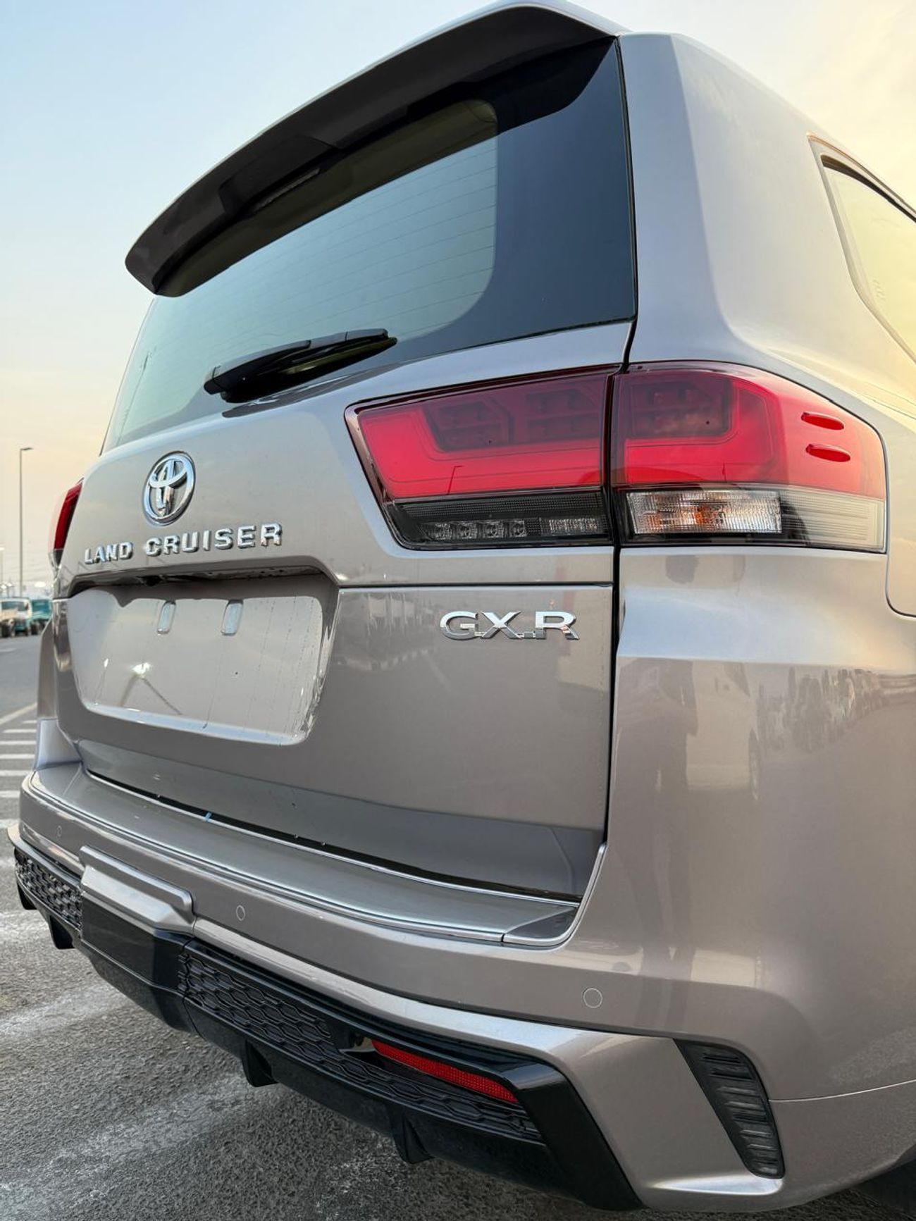 Toyota Land Cruiser GXR 3.5L