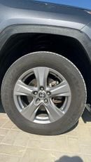 Toyota RAV4 2022  Toyota  Rav4 XLE 4X4 AWD Push start Full Option