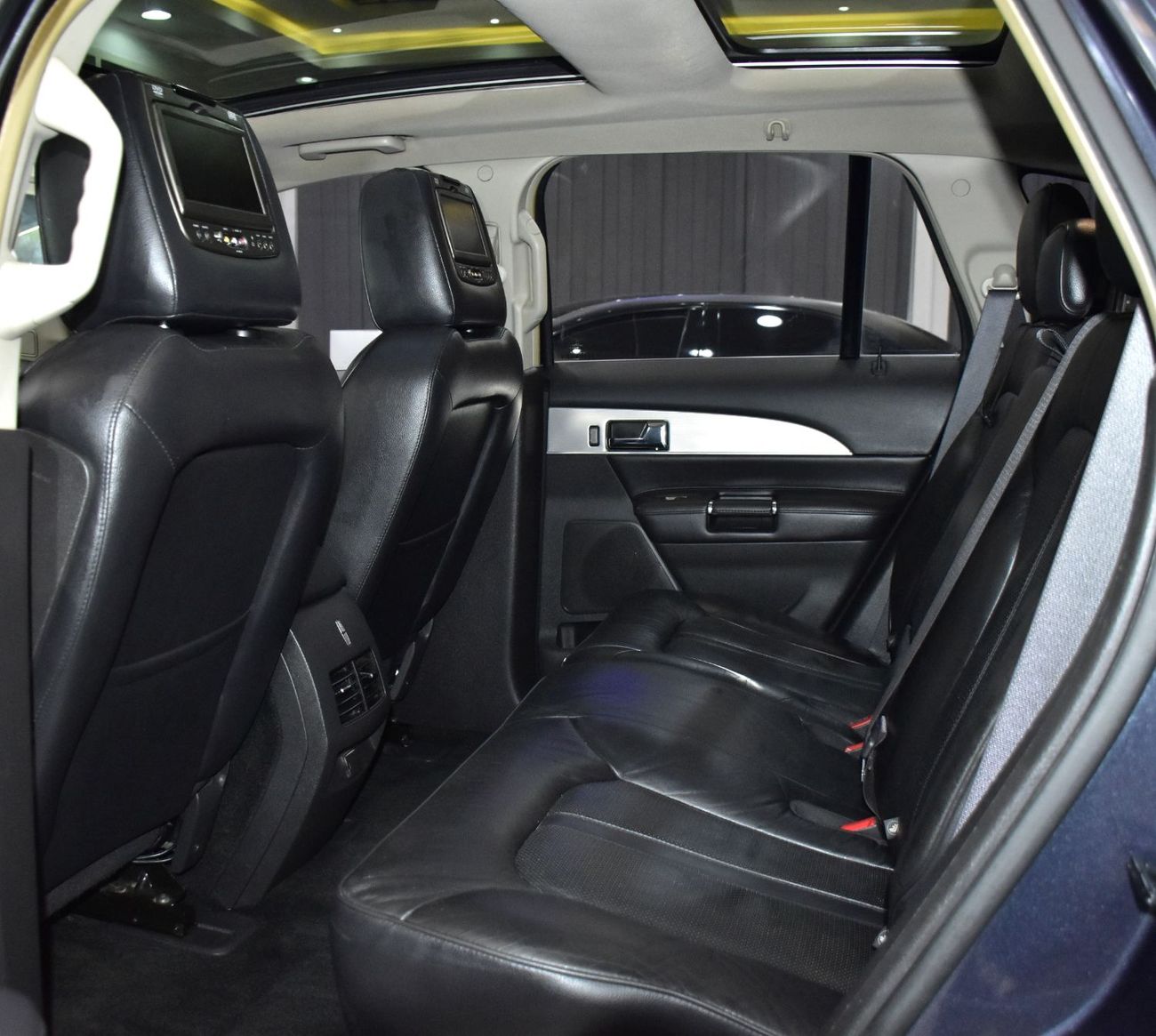 لينكولن ام كى اكس EXCELLENT DEAL for our Lincoln MKX AWD ( 2013 Model ) in Grey Color GCC Specs