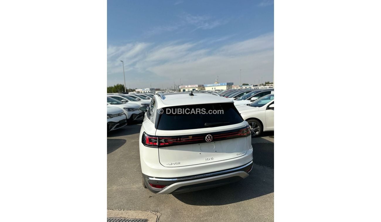 فولكس واجن ID.6 VOLKSWAGEN ID6 CROZZ PURE+