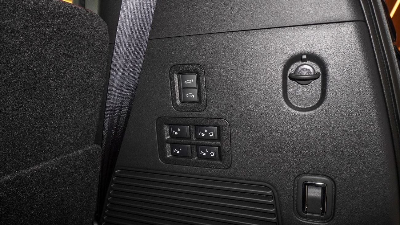 Nissan Patrol LE PLATINUM CITY 2026 INTERIOR RED