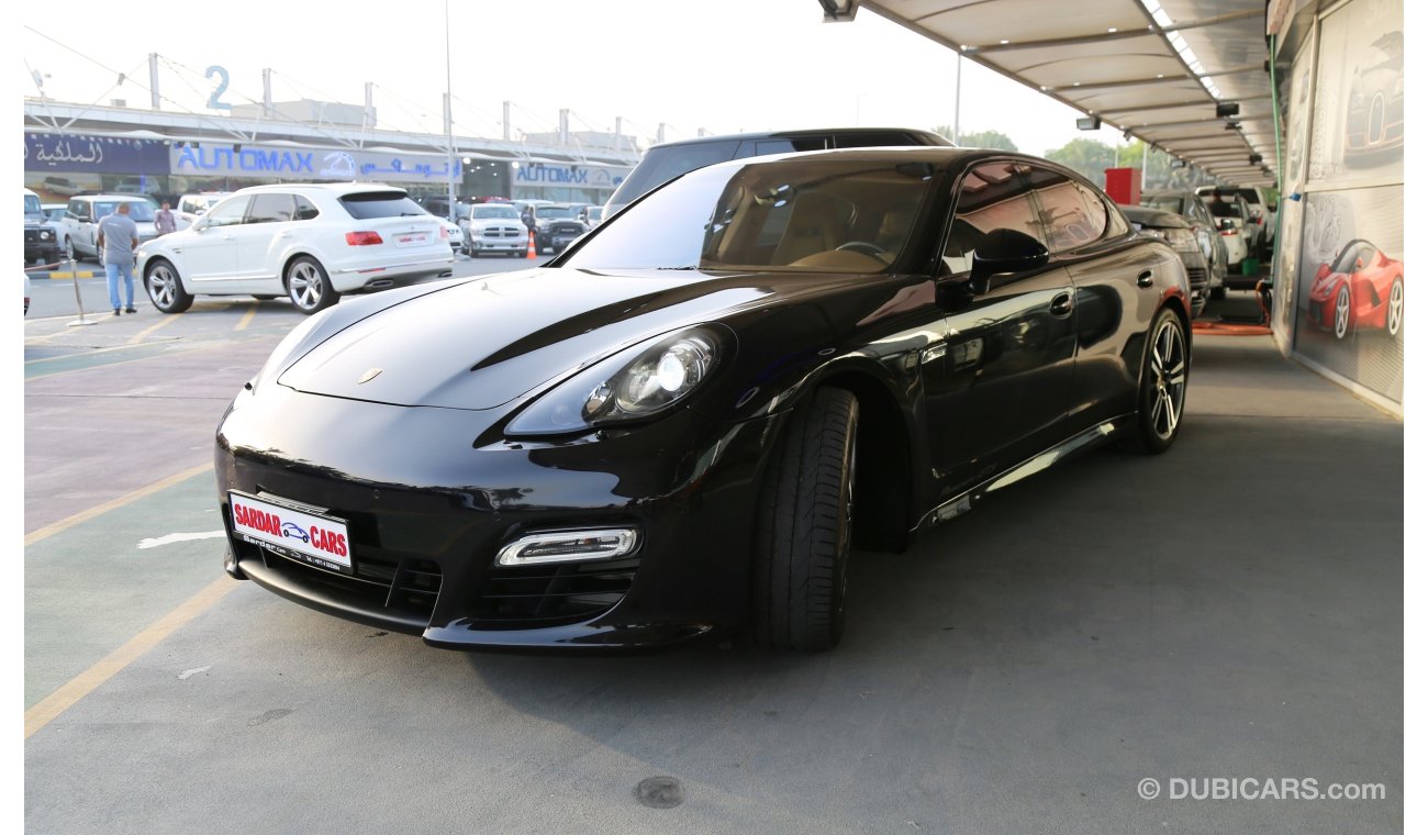 Porsche Panamera GTS