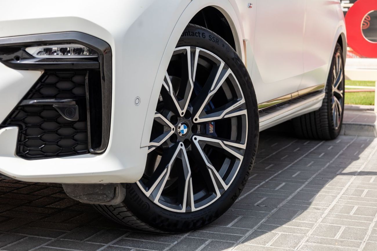 بي أم دبليو X7 40i M Sport Premium 3.0L