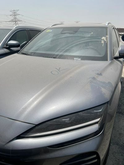 BYD Song Plus FWD DM-i 112KM Deluxe Type