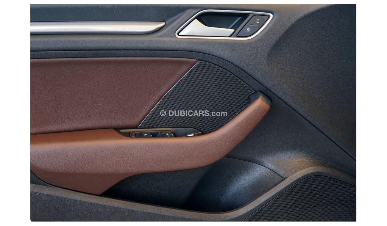 أودي A3 30 TFSI بايسيك