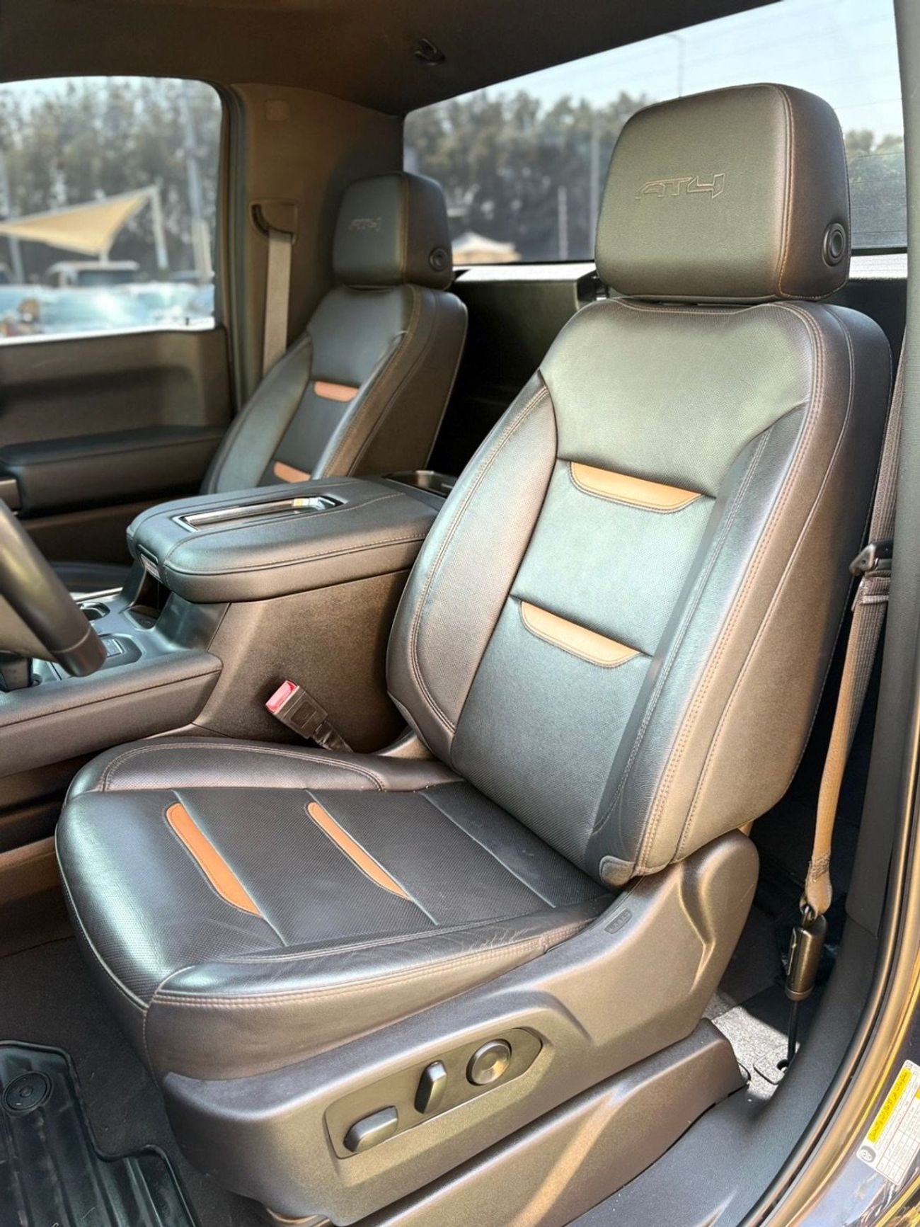 GMC Sierra 5.3L V8 AT4 Regular Cab (AWD)