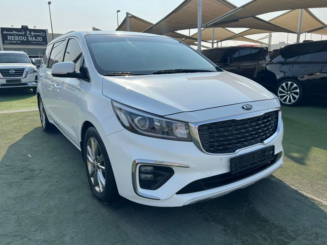 كيا جراند كارنفال EX 3.5L