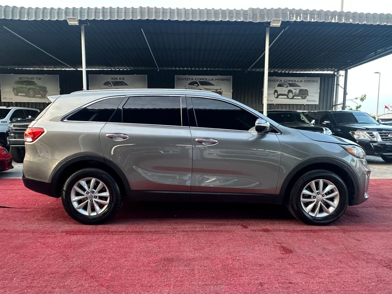 كيا سورينتو Base 2.4L FWD