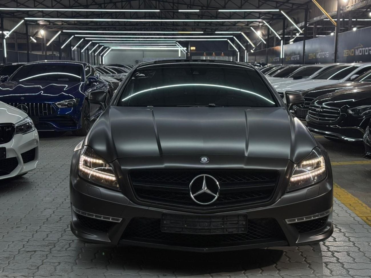 Mercedes Benz CLS63 AMG Std 5.0L