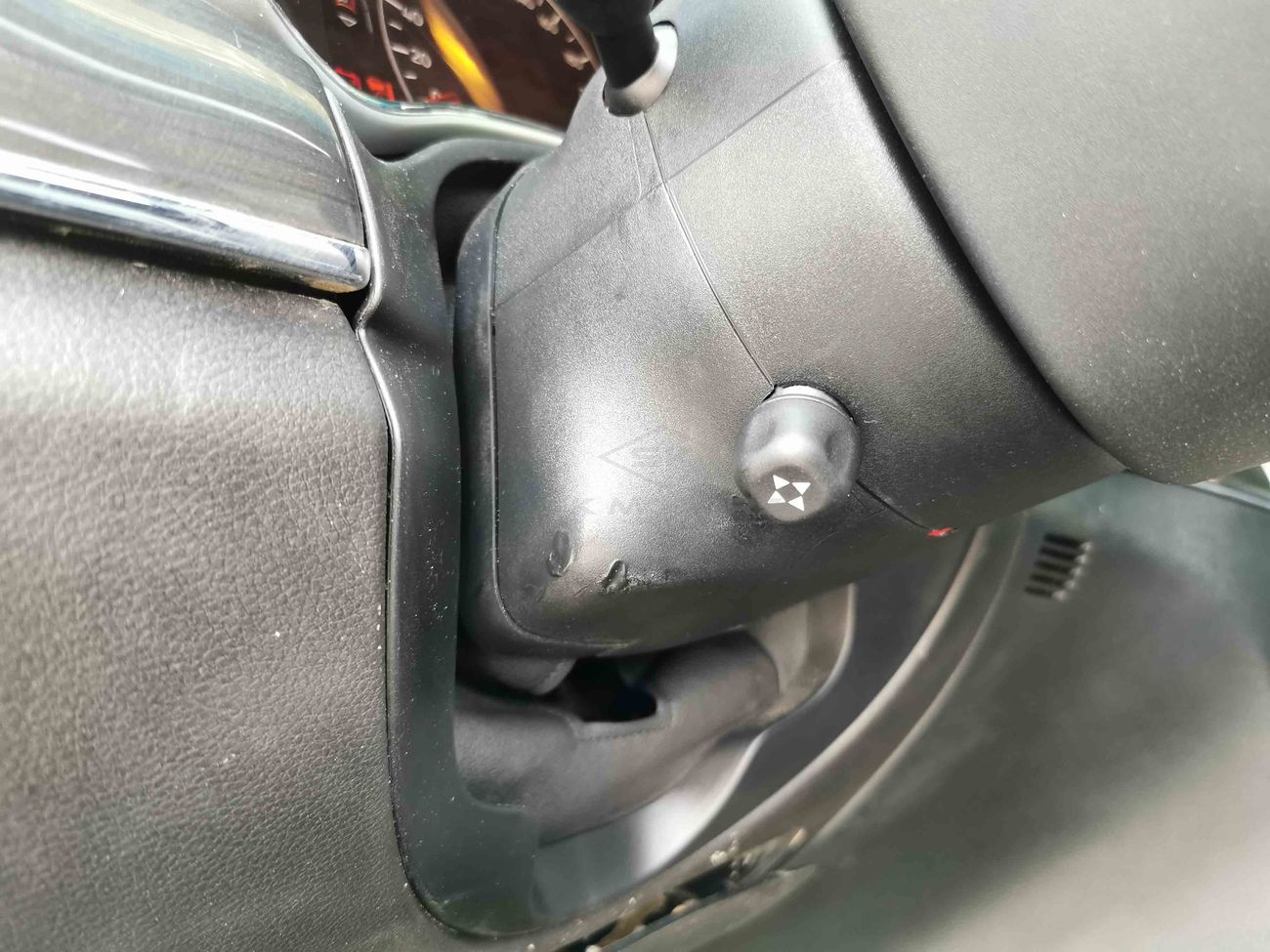 جيب جراند شيروكي 3.6L, 20" Rims, DRL LED Headlights, Parking Sensors, Driver Memory Seat, Heated Seats (LOT # 251)