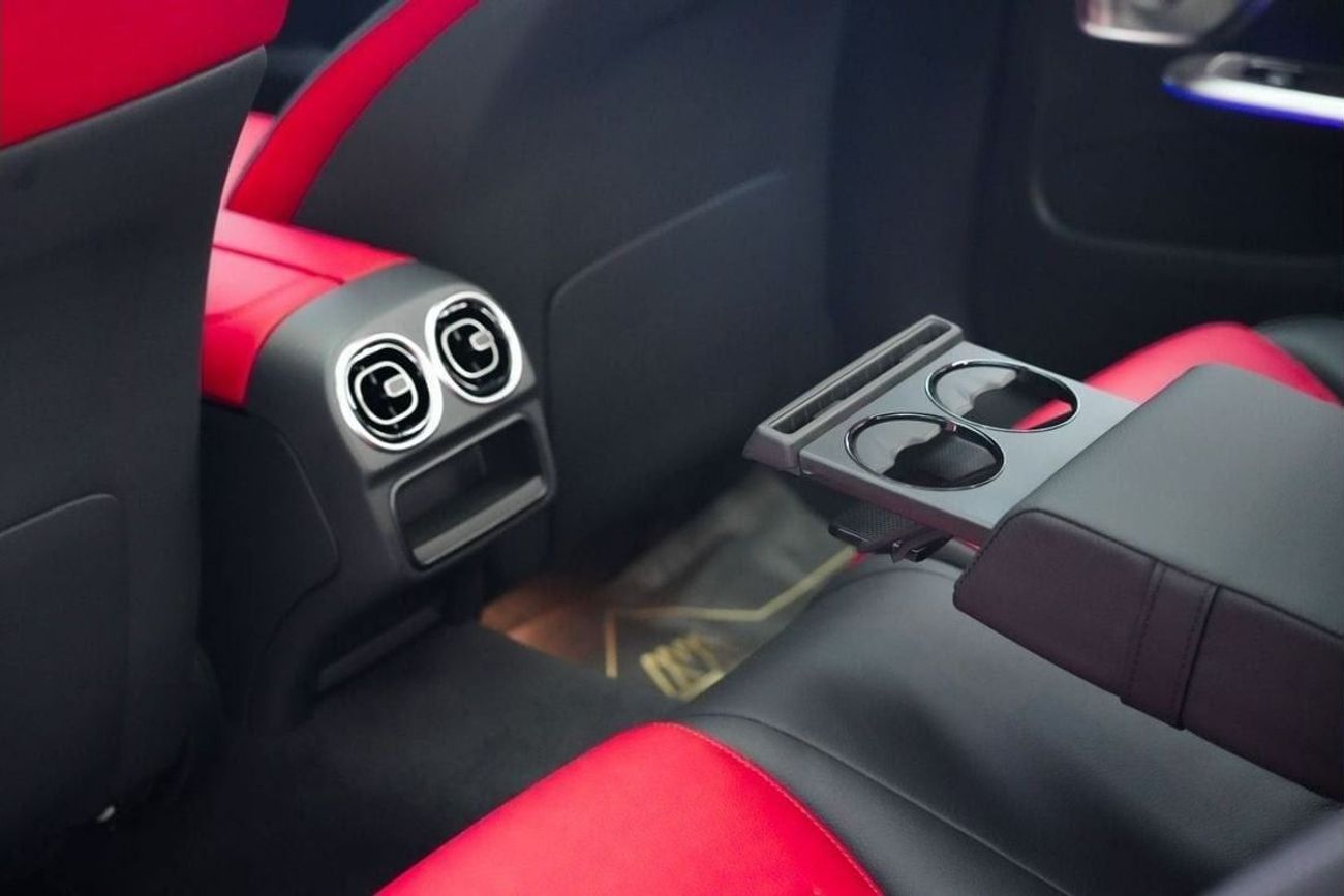 Mercedes-Benz C 200 Mercedes-Benz C 200 Premium Plus | 2025 GCC 0km | Agency Warranty | AMG Package | 360 View