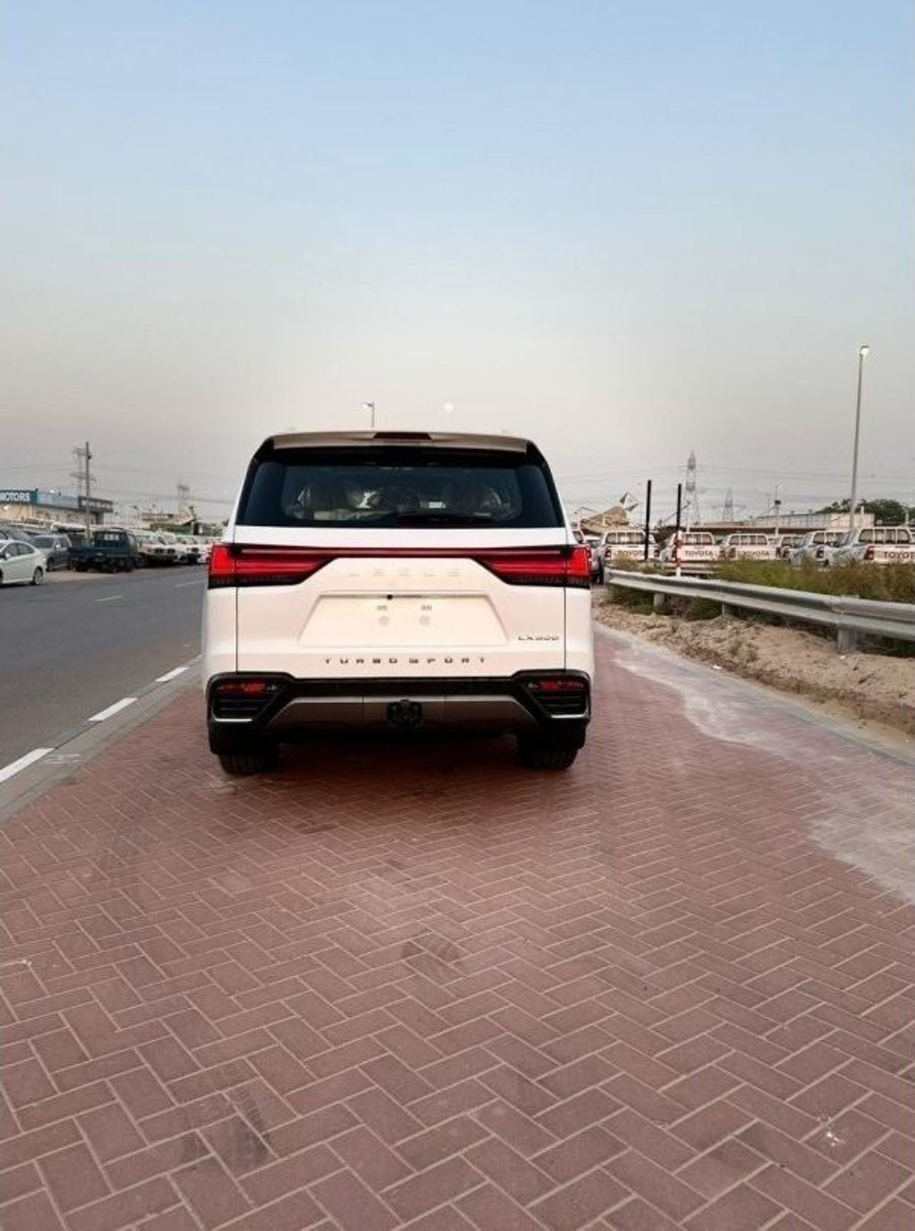 Lexus LX 600 Lexus LX600 Turbo Sport Signature