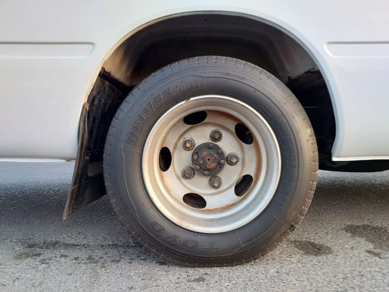 Toyota Coaster TOYOTA COASTER BUS RHD 1997 MODEL 4.1 L DIESEL AUTOMATIC(PM02631)