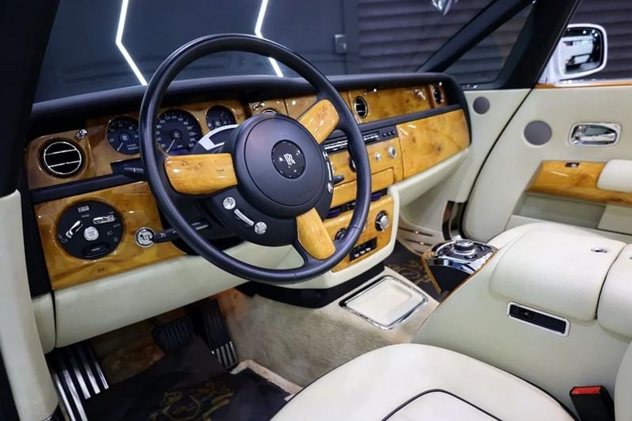 Rolls Royce Phantom COUPE DROPHEAD 2013 Rolls-Royce Phantom Drophead, Brushed Stainless-Steel Bonnet, Teak Yacht Deck, GCC Specs!!