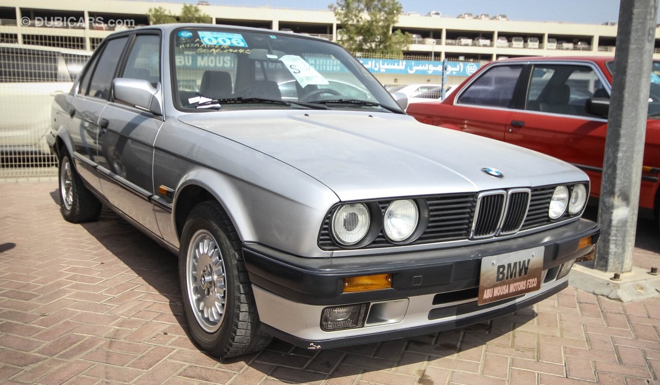 BMW 320i i