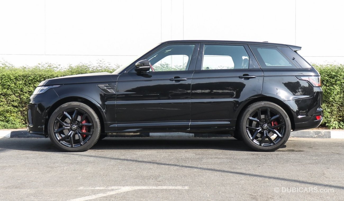 Land Rover Range Rover Sport SVR 5 years warranty / GCC Specifications