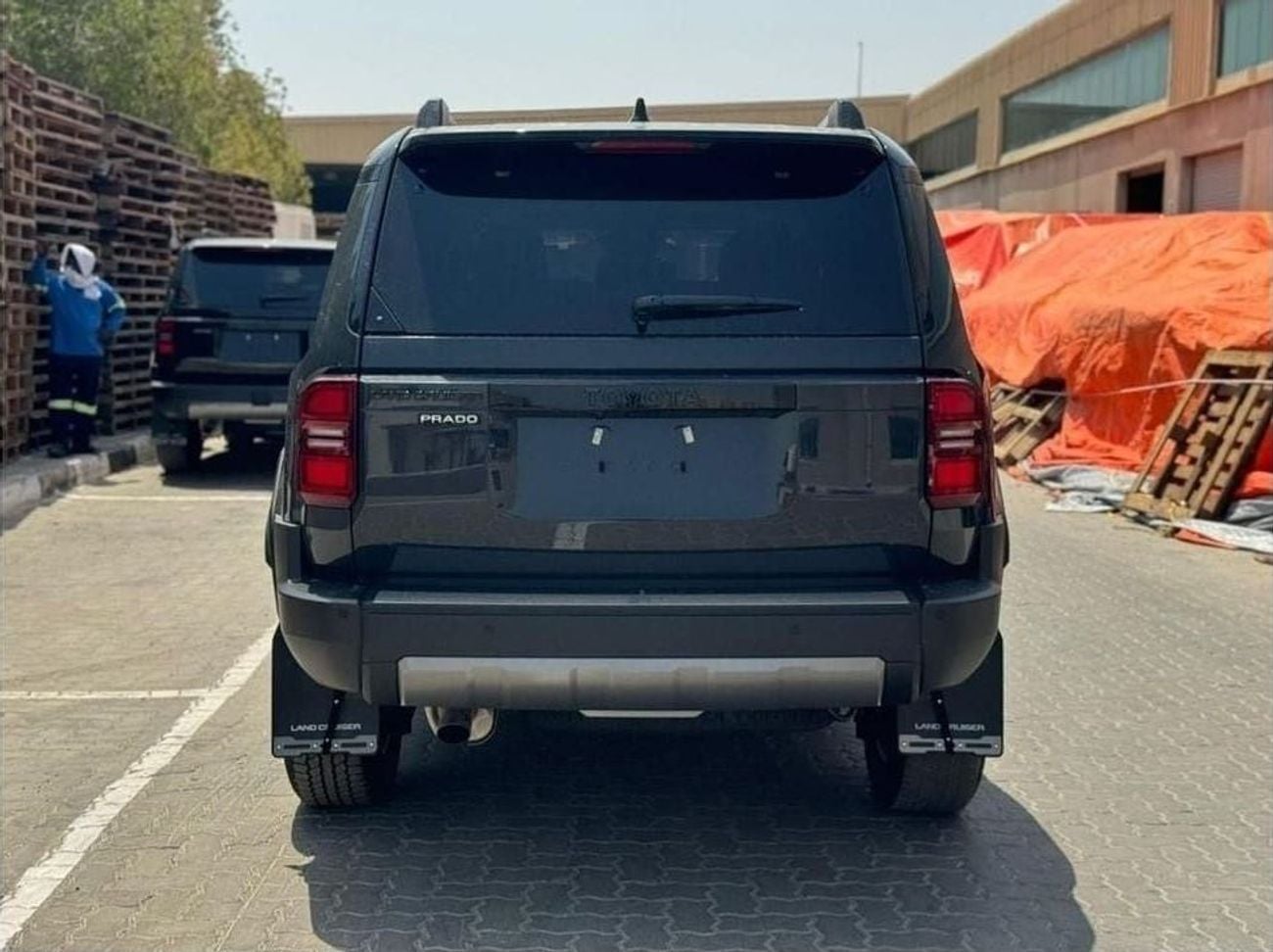تويوتا برادو VXR TOYOTA PRADO LUXURY DIESEL 2.8L | LHD | 0 KM | 03 YEARS WARRANTY