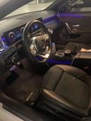 Mercedes-Benz CLA 250 Std 2.0L (221 HP)