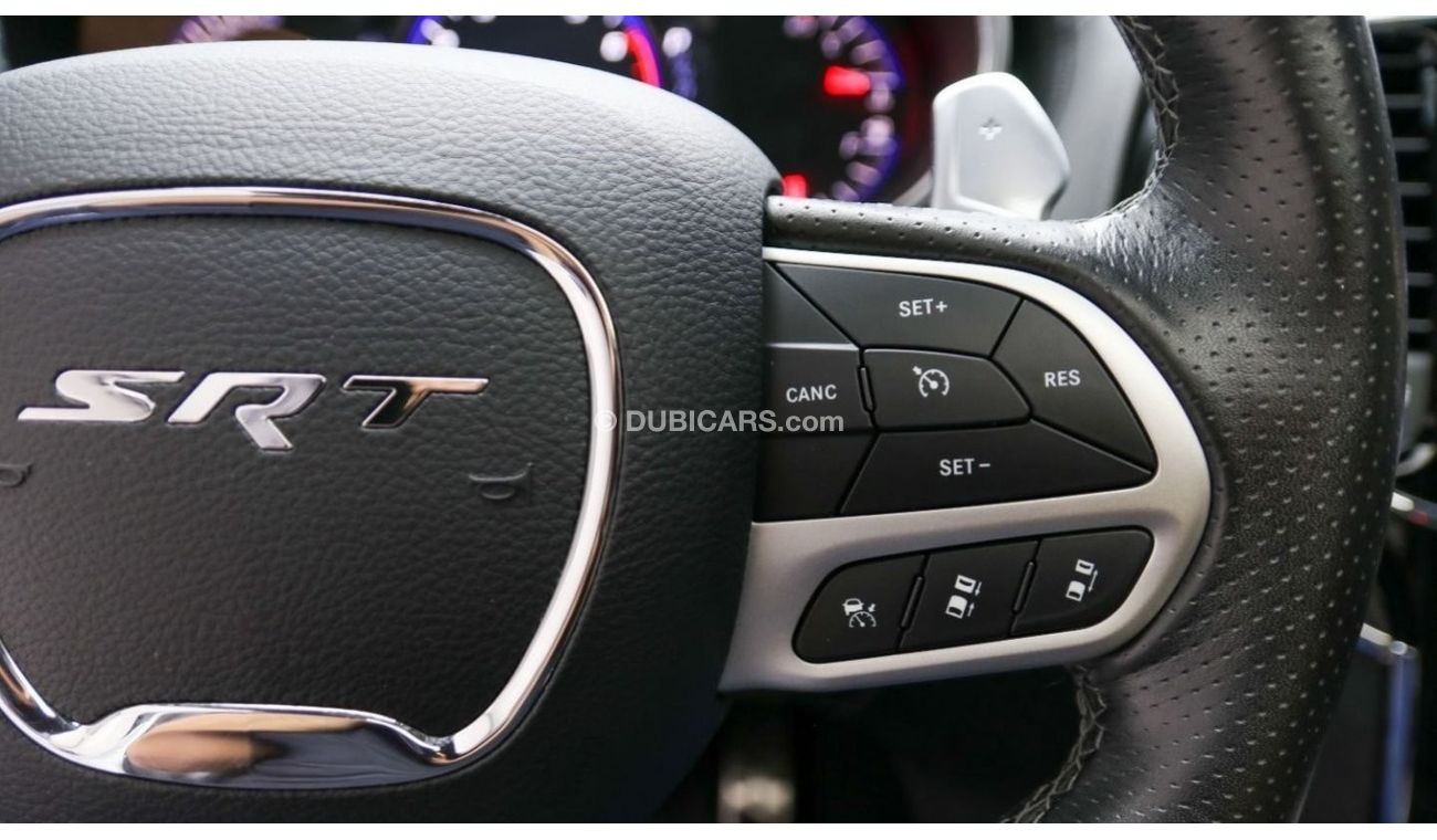 Jeep Grand Cherokee SRT