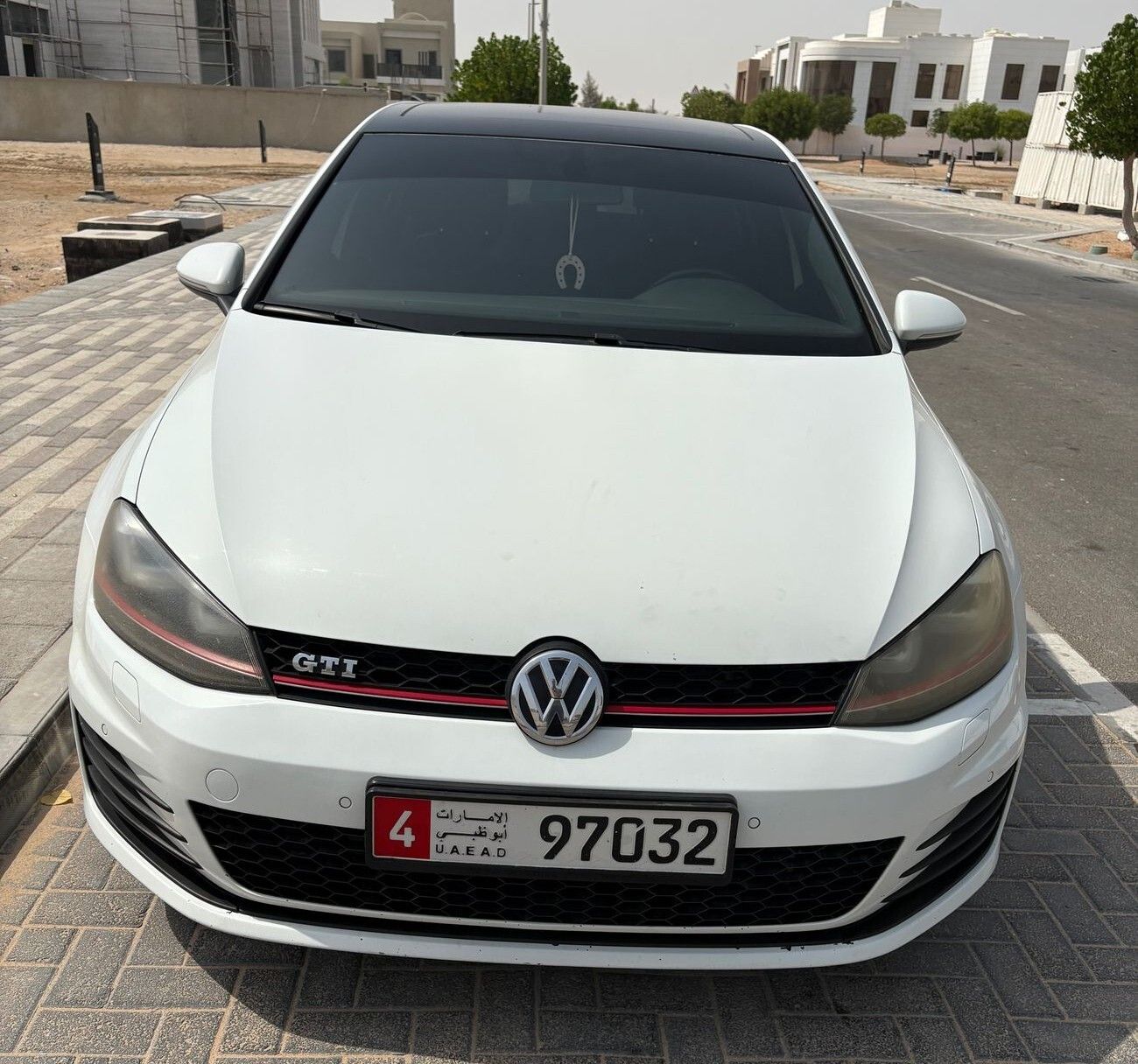 فولكس واجن جولف GTI