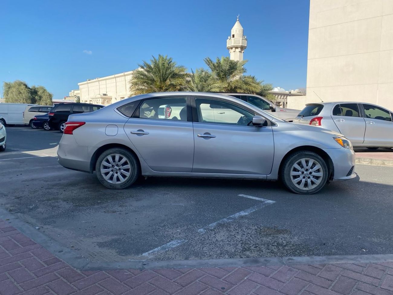 Nissan Sentra VERY CLEAN CAR LOW MILAGE