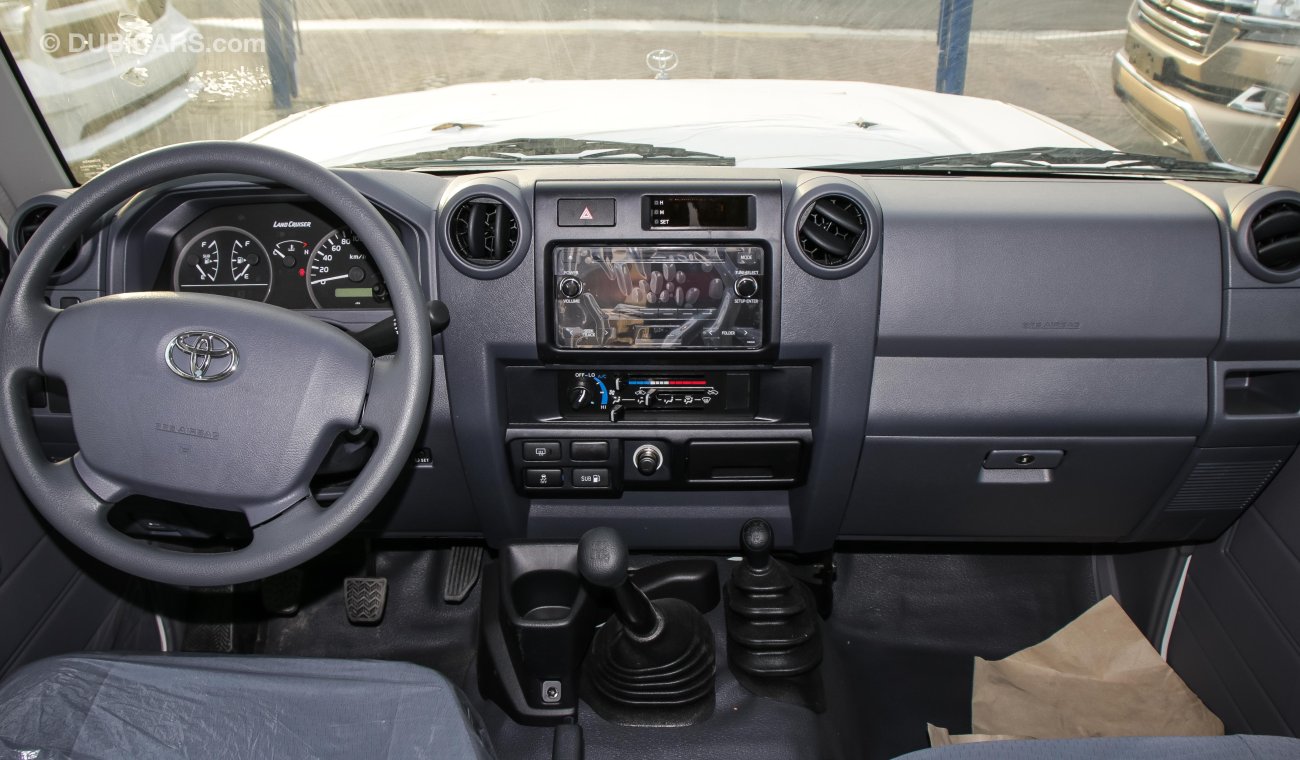 Toyota Land Cruiser Hard Top V8 4WD