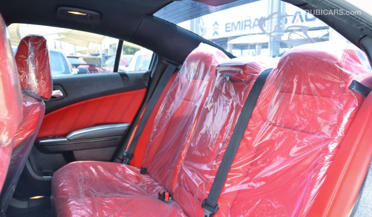 دودج تشارجر Charger R/T Hemi V8 2016/SRT Body Kit/Leather Seats/Very Good Condition