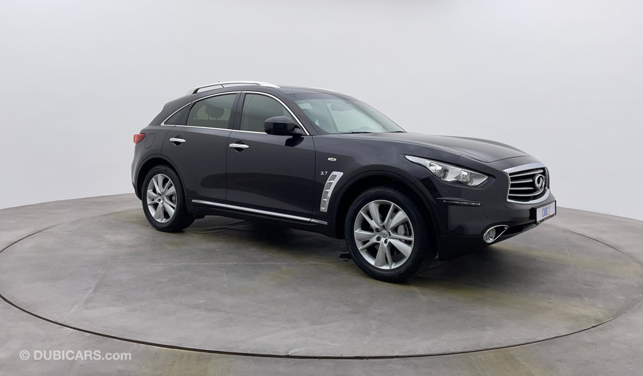 إنفينيتي QX70 Luxe 3700