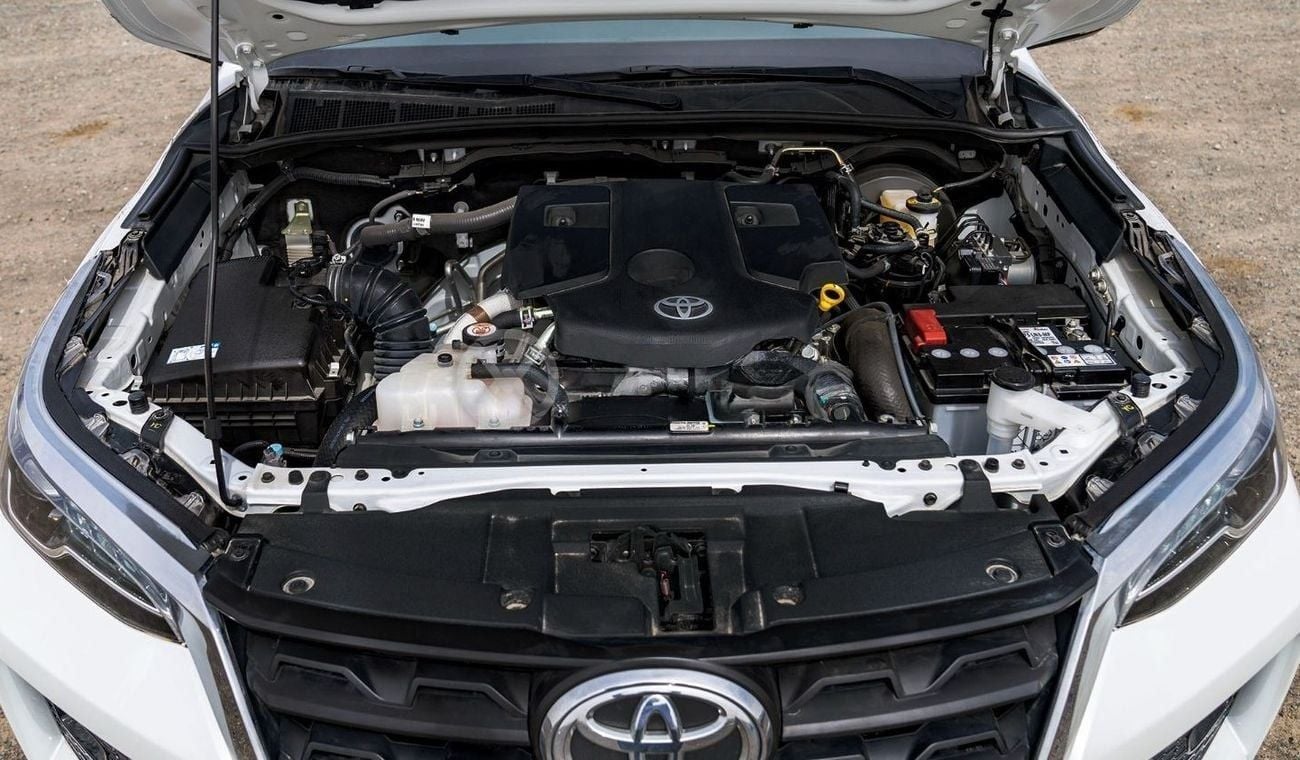 تويوتا فورتونر Toyota Fortuner 2.4L Diesel AT MY2024