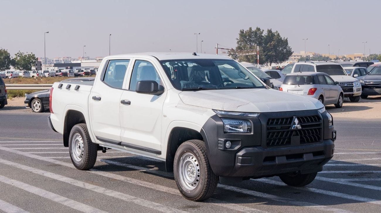 ميتسوبيشي L200 2025 Mitsubishi L200 GL 2.4L 4WD DC MT Petrol (White)