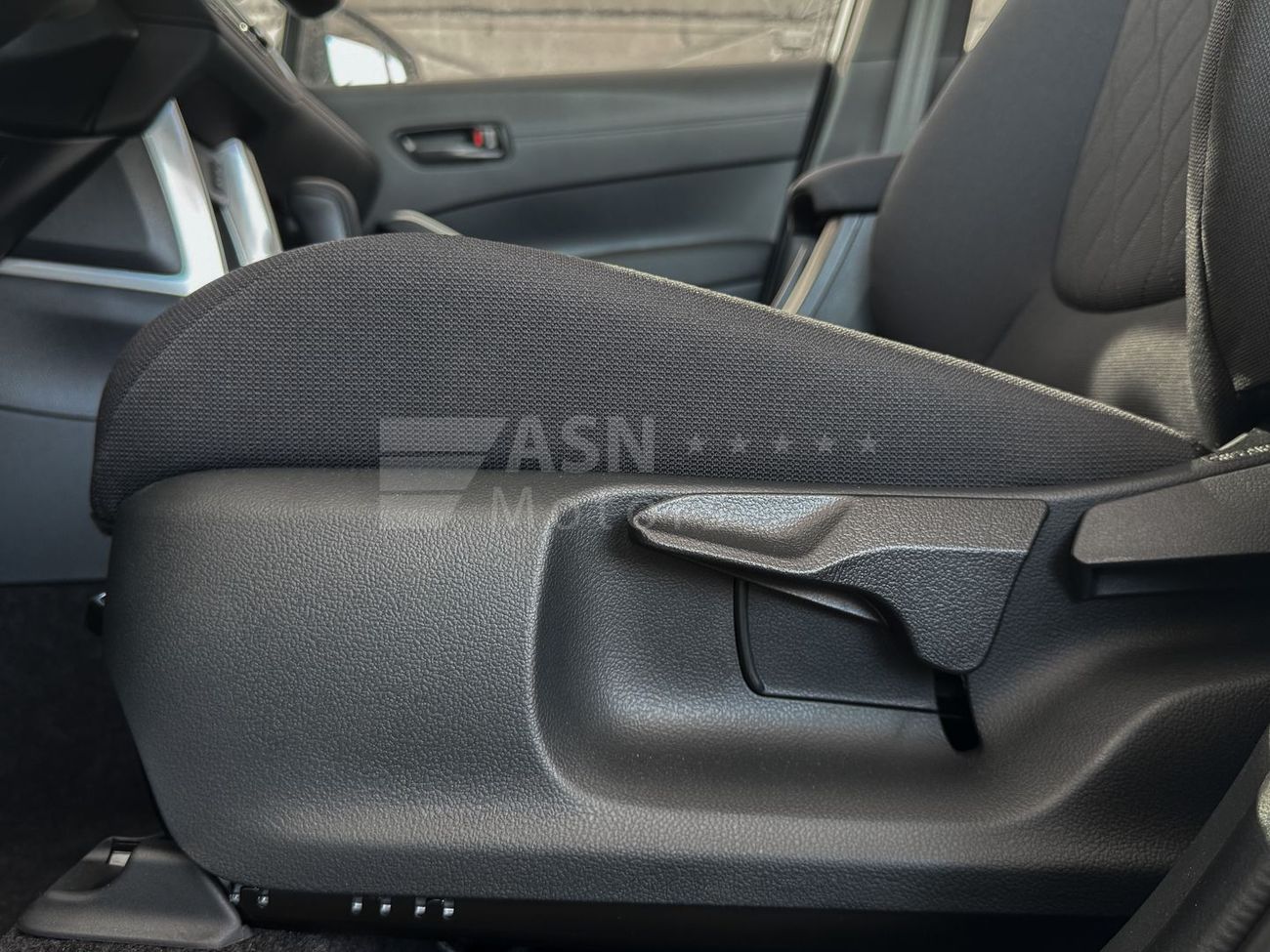 تويوتا كورولا كروس Hybrid Elite 2.0L 2024