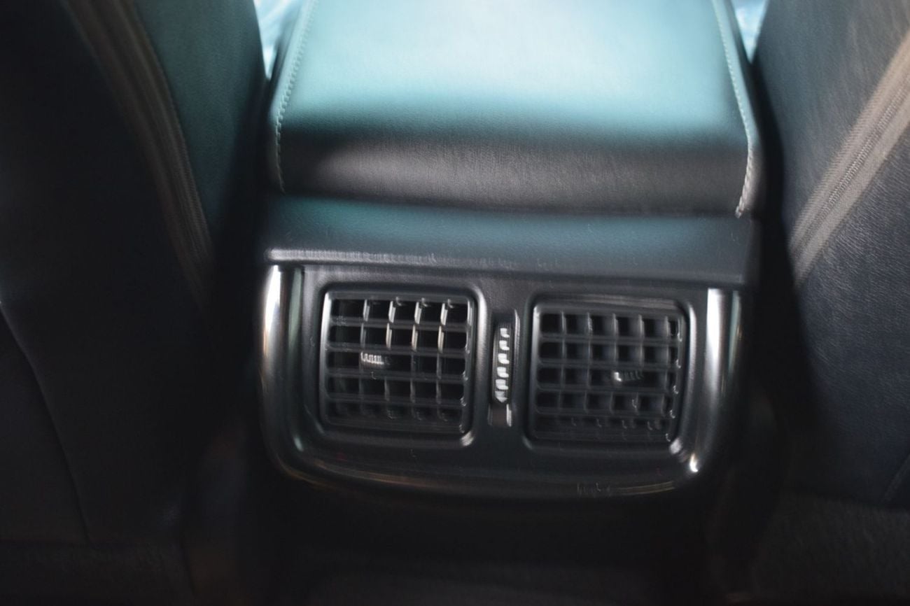 Toyota Hilux DIESEL HILUX ROGUE ,2.8L ,RIGHT HAND HAND DRIVE ,AUTO TRANSMISSION