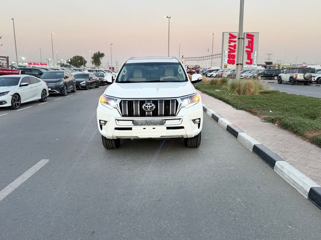 Toyota Prado VXR Toyota Prado model 2020 fuel Petrol full option Left hand drive V6