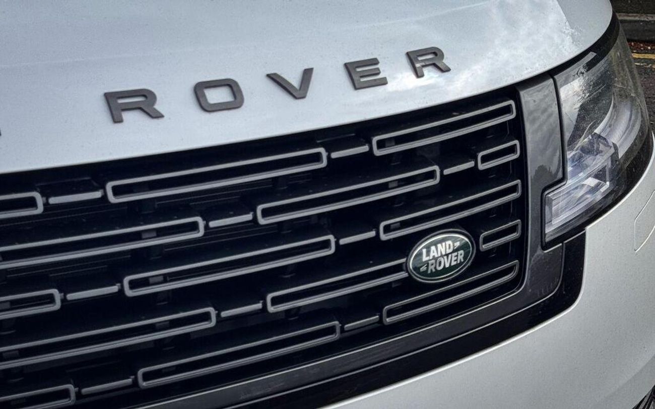 Land Rover Range Rover 3.0 P460e 38.2kWh Autobiography Auto LWB (EXPORT ONLY)