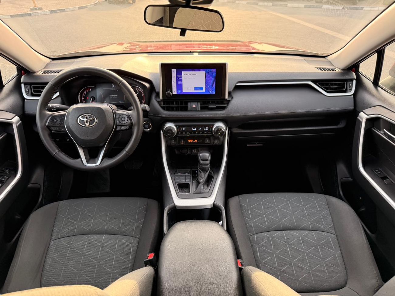 Toyota RAV4 XLE 2.5L AWD Full option 2023