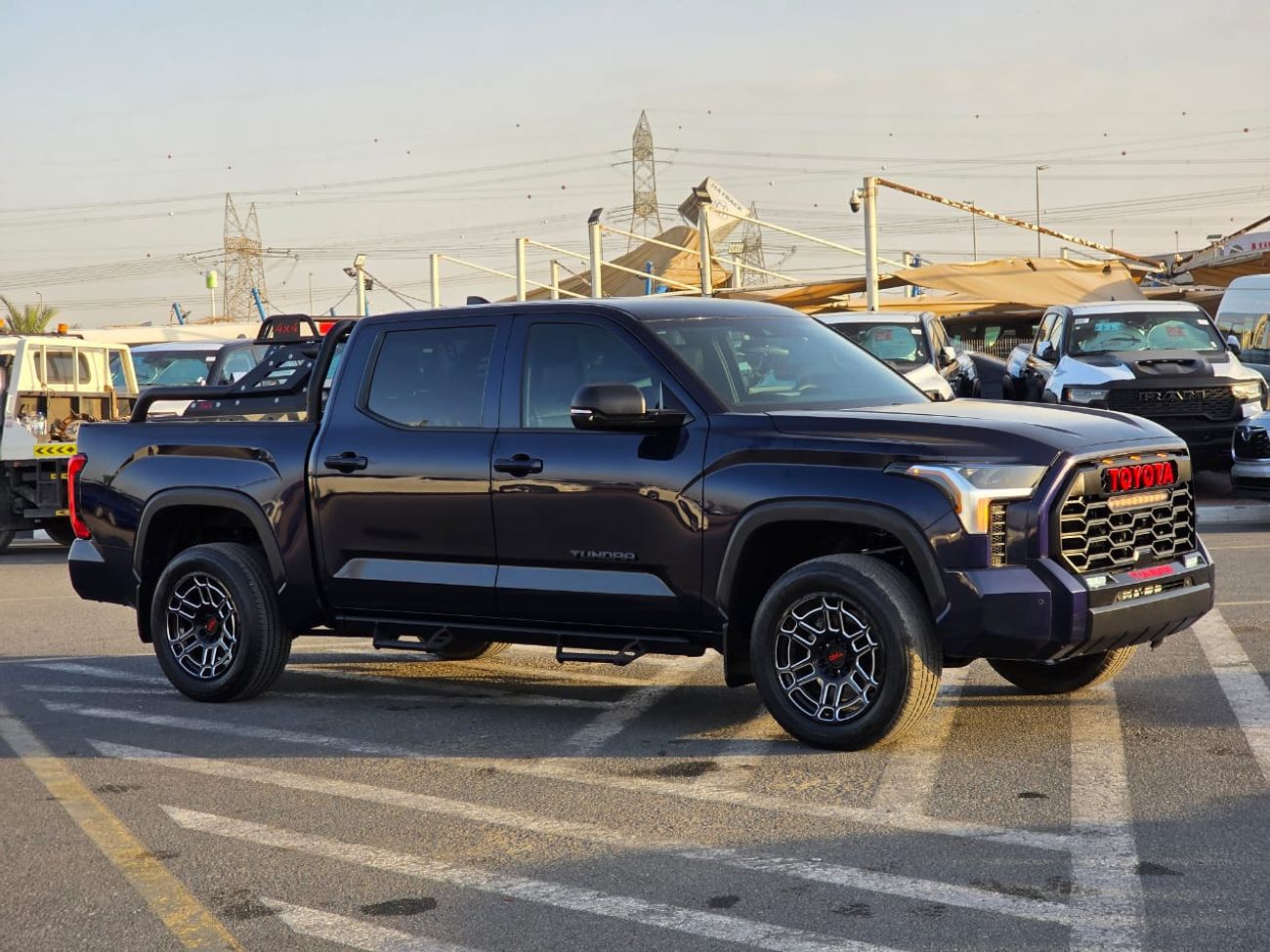 تويوتا تاندرا CREWMAX SR5