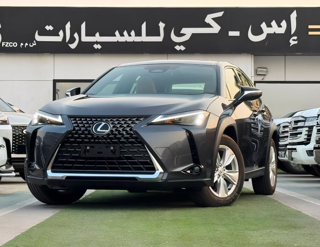 Lexus UX300h PREMIER PRIME HYBRID || 2.0L V4 / RADAR / LEATHER WITH PWR SEATS / SUNROOF / FULL OPTION (CODE # UX3HP)