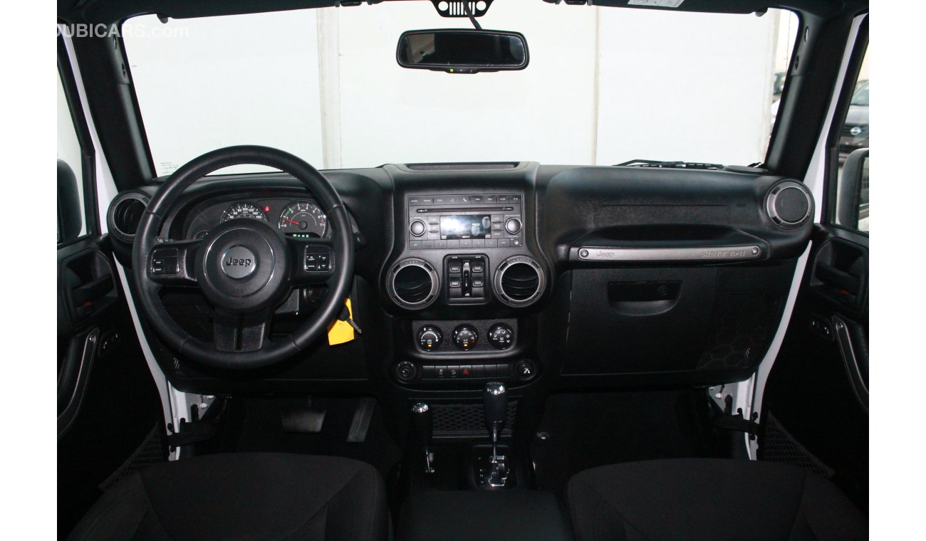 Jeep Wrangler UNLIMITED 3.6L SPORT 2015 MODEL