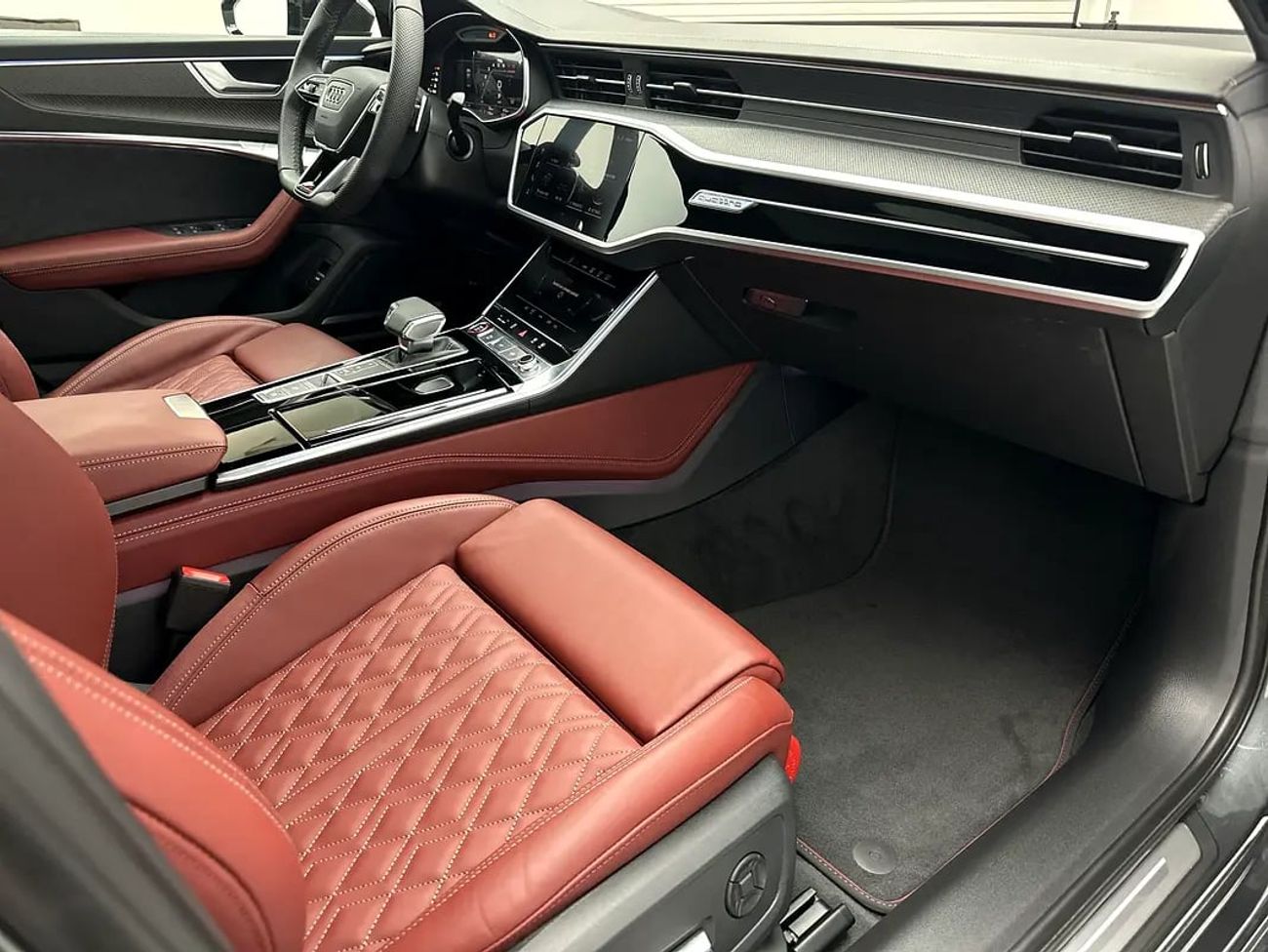 Audi S6 S6 Sedan TFSI 450hp (Ref# 26096)