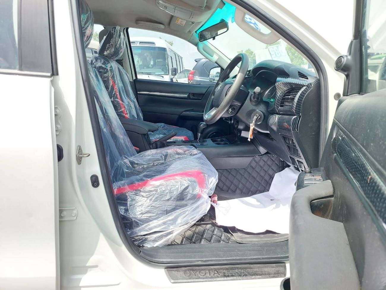 تويوتا هيلوكس TOYOTA HILUX PICK UP RHD 2018 MODEL 2.8 L DIESEL AUTOMATIC(PM06450)